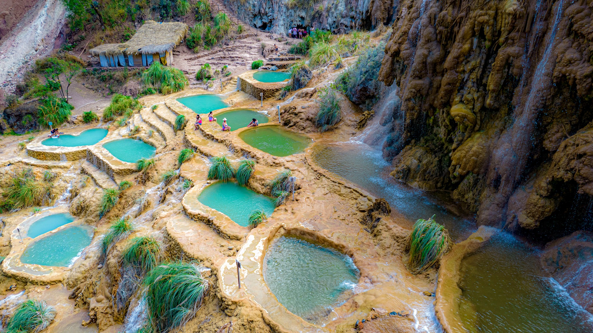 RUQRUQA
